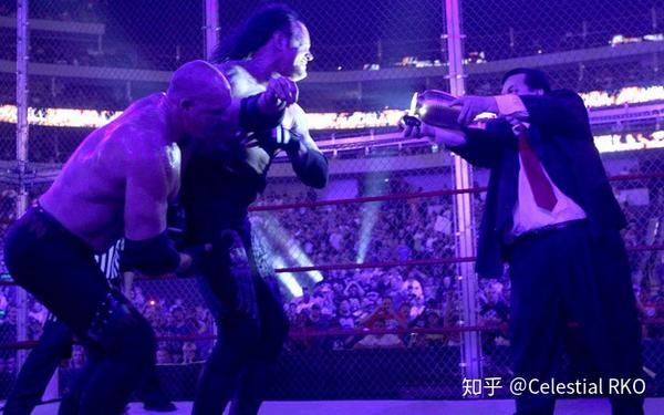 WWE最新剧情，英雄荣耀与商业娱乐的交融舞台？