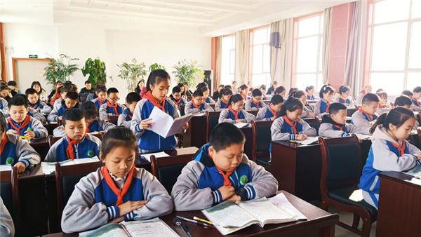 最新课件网，点燃学习激情，拥抱变化，自信助力未来成长