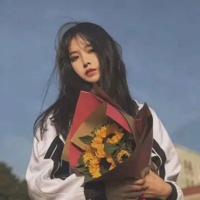 最新扣扣女生头像，蜕变之美与自信力量的展现
