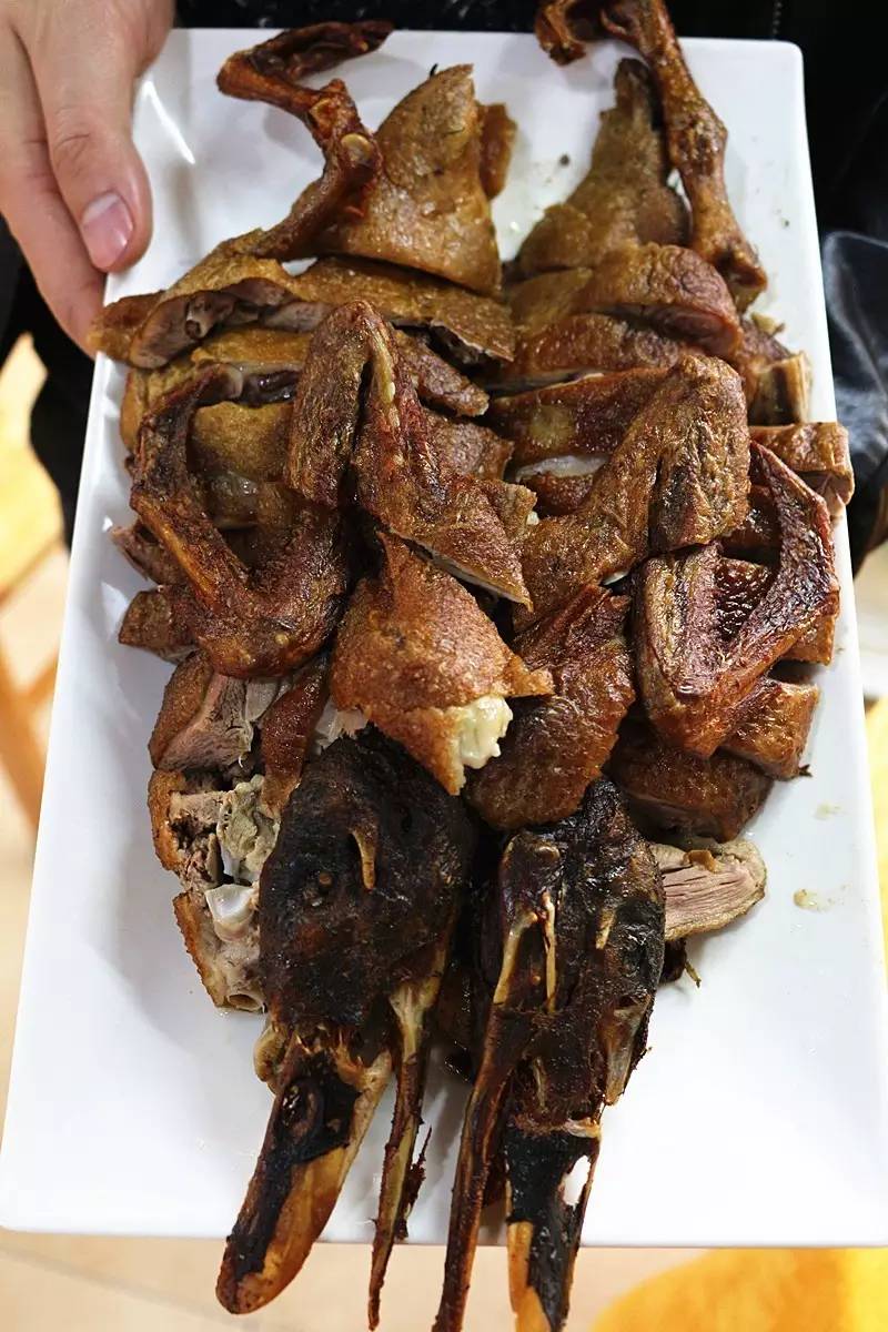 阿酱鸭最新，小巷中的美食秘境探索
