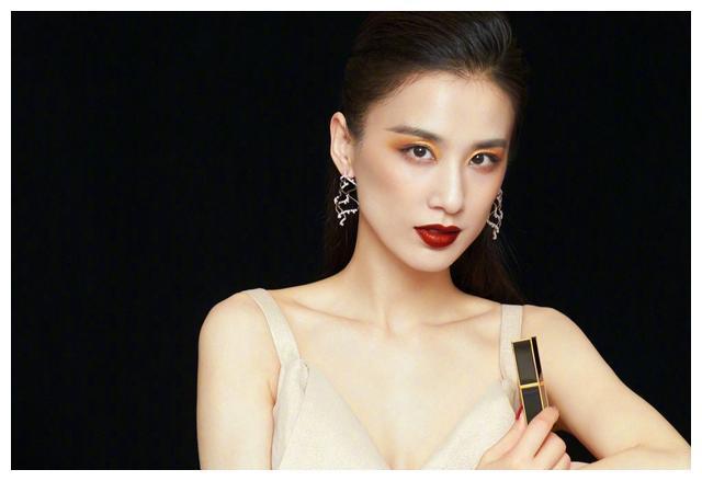 黄圣依自曝要离婚，婚姻背后的深度探究