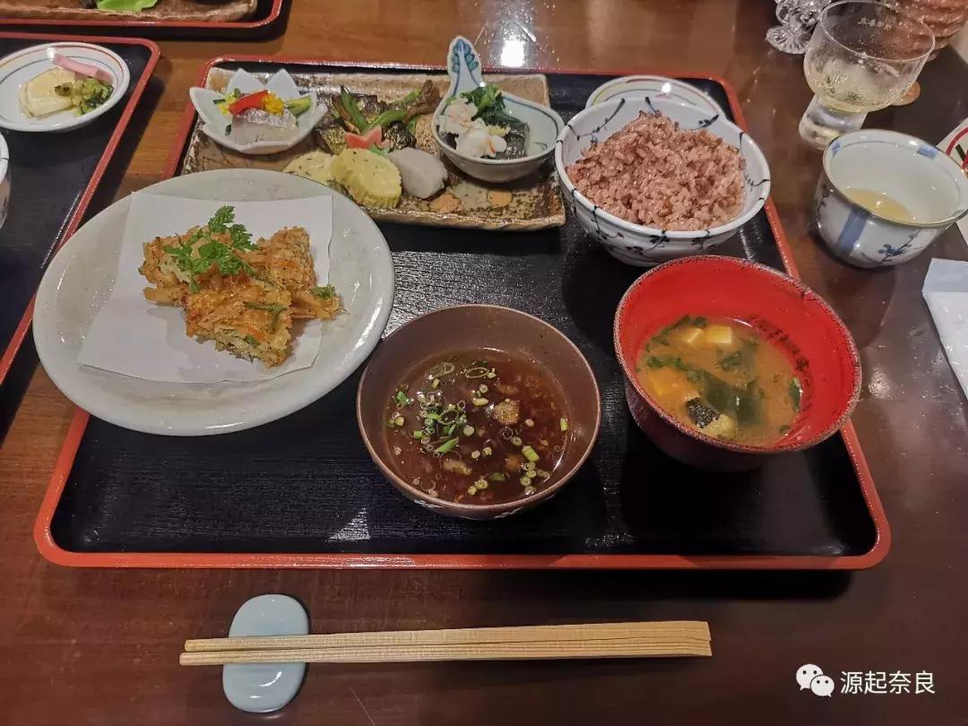 最新药食同源目录探秘，小巷深处的特色小店